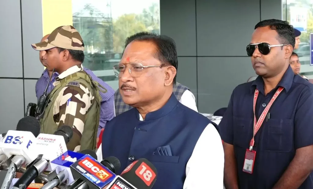 मुख्यमंत्री विष्णुदेव साय का आज महाराष्ट्र दौरा, शपथ ग्रहण समारोह में होंगे शामिल...