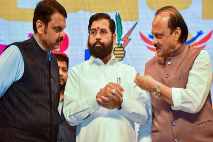 महाराष्ट्र में ‘कौन बनेगा मुख्यमंत्री’ इसको लेकर संशय बरकरार