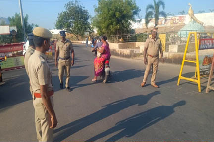 थिरुपरनकुंद्रम पहाड़ी मुद्दे को लेकर तमिलनाडु में हिंदू मुन्नानी ने किया प्रदर्शन