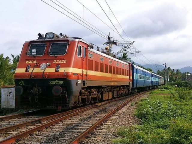 नवरात्र में मां बम्लेश्वरी के गढ़ में रुकेगी 10 एक्सप्रेस ट्रेन…