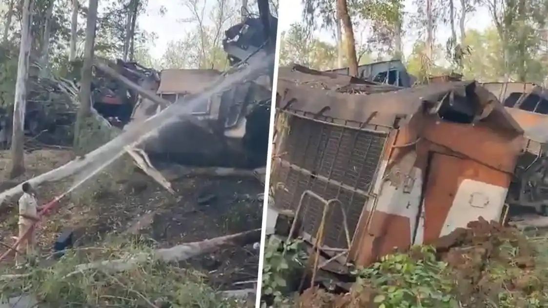 झारखंड में एनटीपीसी परिचालित मालगाड़ियों की टक्कर में दो चालकों की मौत