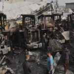 गाजा में इजराइली हमलों में 14 लोगों की मौत, मलबा हटाने के लिए तैनात भारी उपकरण नष्ट