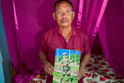 मणिपुर के बलिदानी बीएसएफ जवान दीपक के पिता ने कहा: मुझे गर्व है अपने बेटे पर