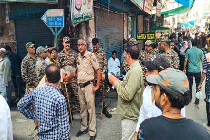 दिल्ली: सूटकेस में मिला बच्ची का शव, परिवार ने लगाया यौन उत्पीड़न का आरोप