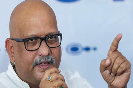 हिंदू धर्म स्थलों के साथ खिलवाड़ कर रही है भाजपा सरकार : अजय राय