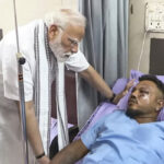 प्रधानमंत्री ने विमान हादसे में घायल हुए लोगों से मुलाकात की, छह शव परिजनों को सौंपे गए