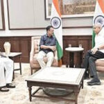 संसद के मानसून सत्र से पहले केजरीवाल, संजय सिंह ने उपराष्ट्रपति धनखड़ से मुलाकात की