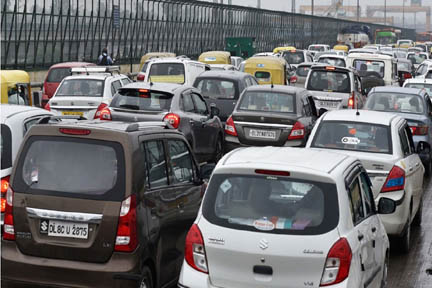 फिटनेस व प्रदूषण जांच में खरी उतरी गाड़ियों को 20 साल चलने की अनुमति मिले: कांग्रेस