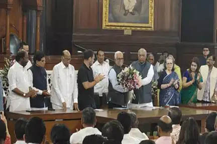 खरगे ने उपराष्ट्रपति पद के उम्मीदवार रेड्डी का विपक्षी नेताओं से परिचय कराया