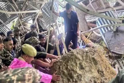 माता वैष्णो देवी मंदिर मार्ग पर भूस्खलन से पांच लोगों की मौत, 14 अन्य घायल
