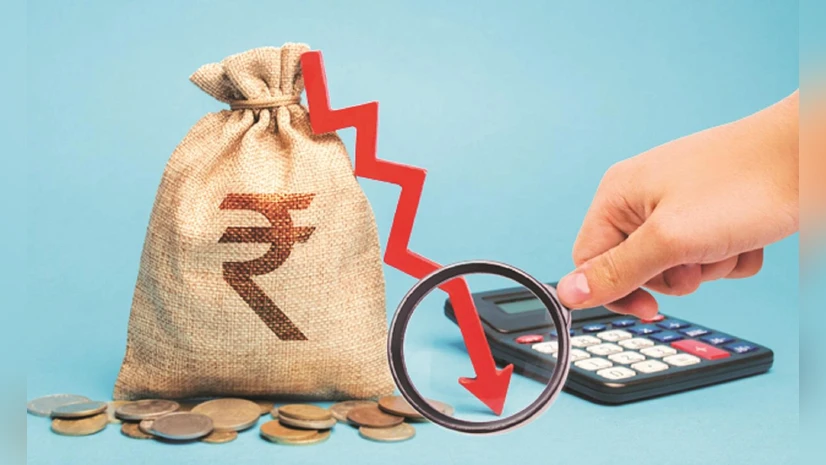 क्यों नहीं थम रही रुपये में गिरावट? 48 पैसे टूटकर 88.76 प्रति डॉलर के सबसे निचले स्तर पर