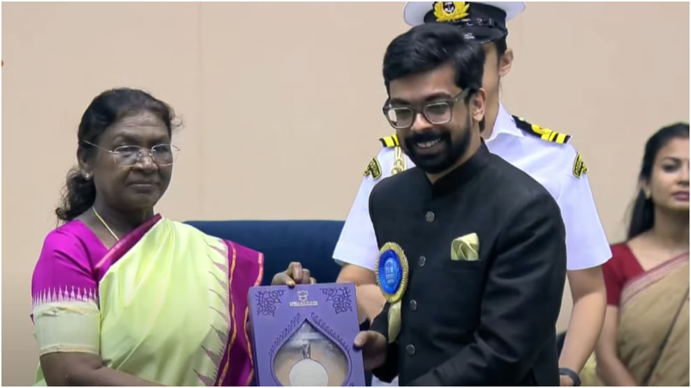 राष्ट्रीय फिल्म पुरस्कार समारोह का आगाज, शाहरुख-मोहनलाल समेत सभी विजेता पहुंचे