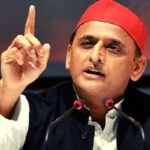 अखिलेश ने अभाविप पर तंज कसते हुए इसका नाम “अखिल भारतीय वीडियो और पिटाई” रखा