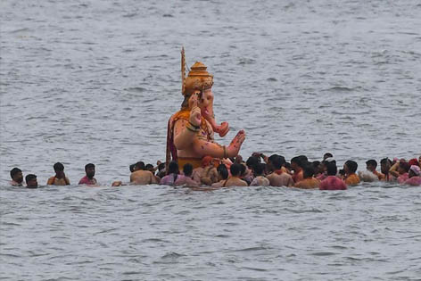गणेश मूर्ति विसर्जन : महाराष्ट्र और मध्य प्रदेश में सात लोगों की मौत