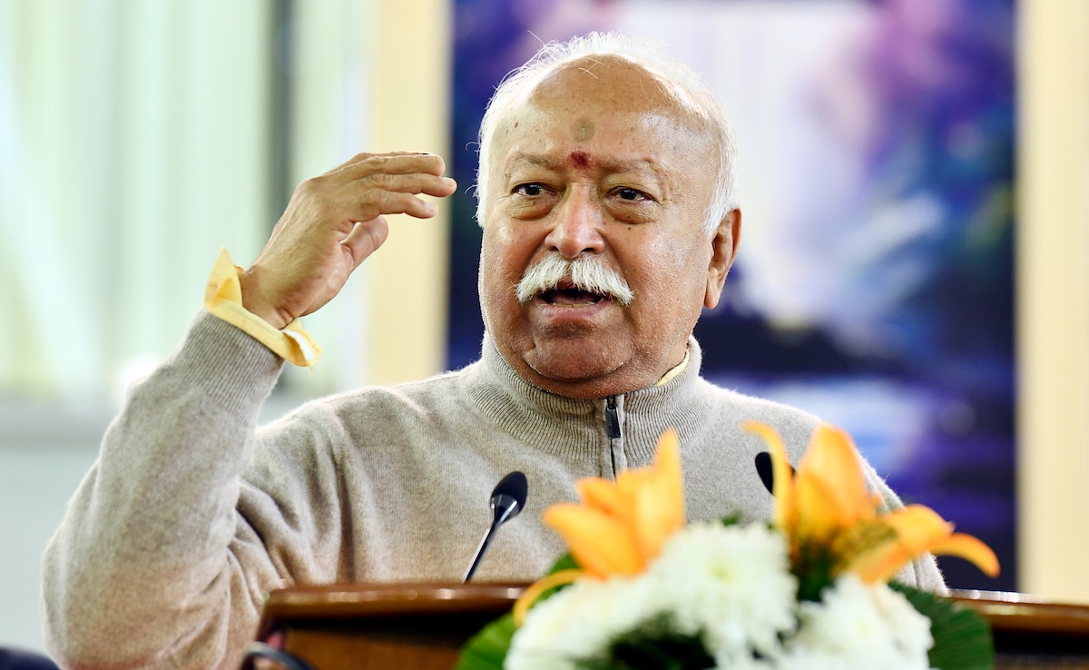 ‘लोग डरते हैं कि अगर भारत मजबूत हुआ तो उनका क्या होगा? इसीलिए टैरिफ लगा रहे’, भागवत की दो टूक