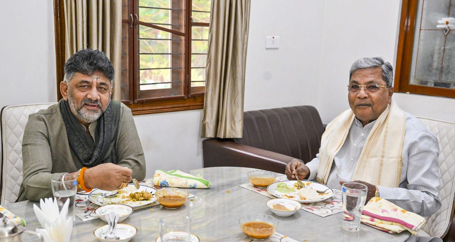 कर्नाटक में CM पद पर विवाद: सिद्धारमैया के घर नाश्ते के बाद बोले शिवकुमार- हाईकमान की हर बात मानेंगे