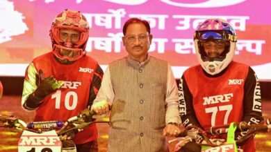 मुख्यमंत्री विष्णु देव साय ने बढ़ाया युवाओं का हौसला