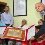हिंदी के प्रसिद्ध साहित्यकार विनोद कुमार शुक्ल ज्ञानपीठ पुरस्कार से सम्मानित किया गया