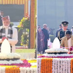 राष्ट्रपति और प्रधानमंत्री ने वाजपेयी के स्मारक सदैव अटल पर श्रद्धांजलि अर्पित की