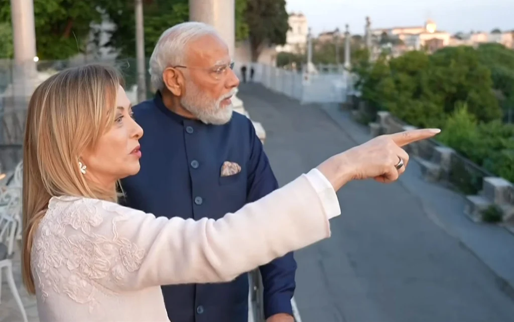 मोदी, मेलोनी और मेलोडी: कार में सफर, साथ में डिनर फिर गिफ्ट में टॉफी, रोम में दिखी भारत और इटली की खास दोस्ती