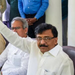 'गद्दार-बेईमान-धोखेबाज': संजय राउत ने बागी सांसदों को फिर कहे अपशब्द, बोले-  MPs को अतिरिक्त ₹10 करोड़ दिए गए