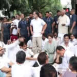 खरगे, राहुल प्रधानमंत्री के आवास के निकट धरने पर, इस्तीफा मांगा