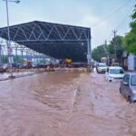 दिल्ली-गुरुग्राम में भारी बारिश: राजधानी में जलभराव, कई जगह जाम; साइबर सिटी में स्कूल बंद और वर्क फ्रॉम होम