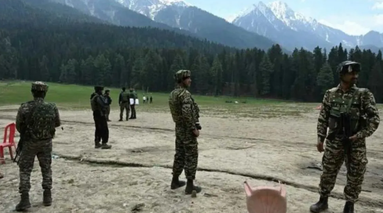 संदिग्ध उग्रवादियों का असम राइफ़ल्स पर हमला, एक शहीद, चार जवान घायल, सुरक्षाबलों का सर्च आपरेशन तेज