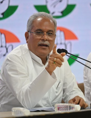 बड़ी खबर : पूर्व मुख्यमंत्री भूपेश बघेल को सुप्रीम कोर्ट से नहीं मिली राहत, फिर से बिलासपुर हाईकोर्ट में चलेगा, विजय बघेल की याचिका में नया मोड़, मामला