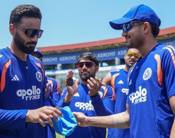 भारत वेस्टइंडीज वन डे क्रिकेट : वेस्टइंडीज की पारी हुई शुरू, कैंपबेल-ग्रीव्स ओपनिंग में उतरे, कोहली-रोहित पर निगाहें, कहीं टीम इंडिया का गेम न बिगाड़ दें ये 5 विंडीज खिलाड़ी