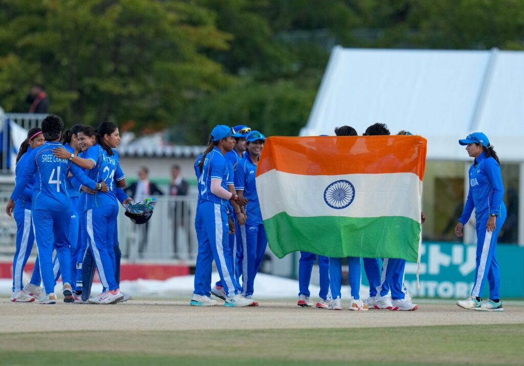 एशियन गेम्स 2026 : भारतीय महिला क्रिकेट टीम ने जीता स्वर्ण, पीएम मोदी ने दी बधाई, 'वुमन इन ब्लू' का शानदार प्रदर्शन, भारत का पहला गोल्ड