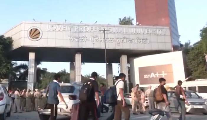 लवली प्रोफेशनल यूनिवर्सिटी(LPU) हिंसा: महिला आयोग ने मांगी रिपोर्ट, डीजीपी बोले- दोषियों को नहीं बख्शेंगे