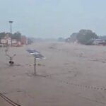 UP Flood News: भारी बारिश से बिगड़े हालात, चित्रकूट में 80 मकान ढहे; प्रयागराज और वाराणसी में भी बाढ़ का असर