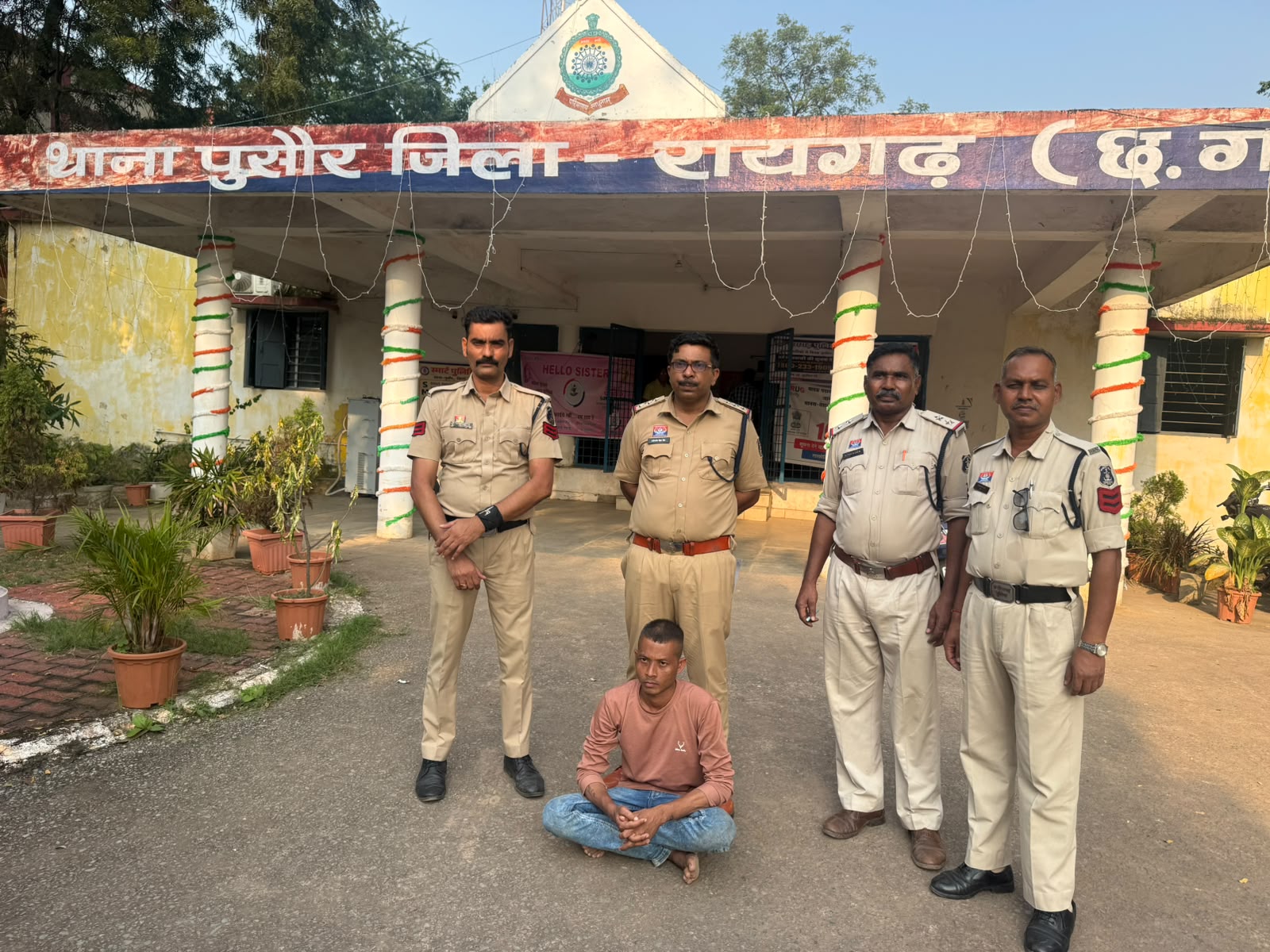 इवनिंग वॉक पर निकले प्रोफेसर का अपहरण, आंखों पर पट्टी बांधकर बनाया बंधक, चाकू की नोक पर एक लाख रुपये ट्रांसफर कराए, एक आरोपी हिरासत में