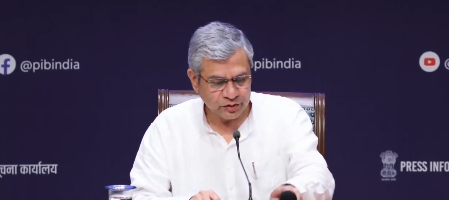 दिवाली बोनस: 11.40 लाख रेलवे कर्मचारियों को मोदी सरकार का दीपावली उपहार! मिलेगा 78 दिन का बोनस, दिव्यांगों को अब जन्म से पेंशन, मोदी कैबिनेट के 3 बड़े फैसले