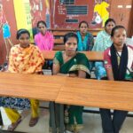 बस्तर लाइफ : 20 साल जंगल में भागते रहे, अब नई जिंदगी का ककहरा सीख रहे सरेंडर कर चुके नक्सली
