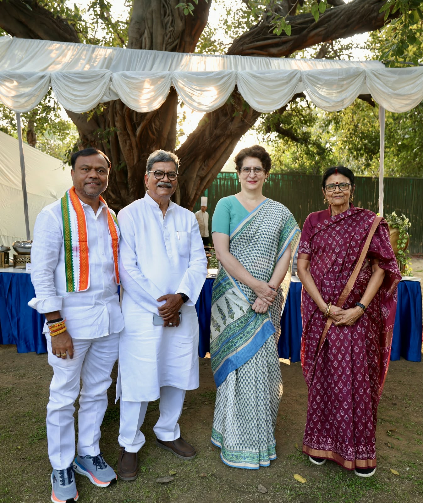 नेता प्रतिपक्ष डॉ.चरणदास महंत प्रियंका सोनिया गांधी से मिले, प्रदेश अध्यक्ष दीपक बैज एवं कोरबा सांसद ज्योत्सना महंत भी साथ थे