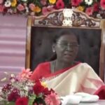 राष्ट्रपति द्रौपदी मुर्मु ने बस्तर के मांझी-चालकी और मेंबर-मेंबरिन के साथ भोजन किया और उनका हालचाल जाना, देखिए Exclusive Video