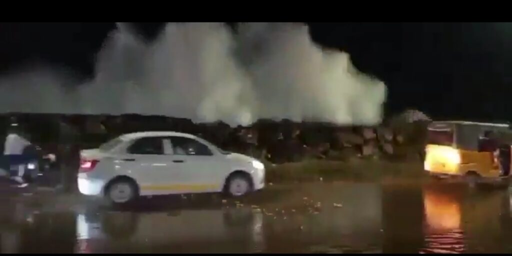 Cyclone Arnab सरगुजा से नई फ्लाइट..आईएएस कटारिया को नोटिस..चक्रवात 'अर्नब' में तीन पर्यटक डूबे..और भी प्रमुख खबरें एक नज़र में पढ़िए