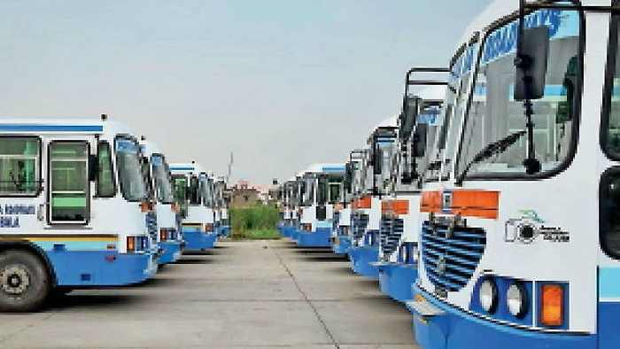 छत्तीसगढ़ में 24 साल से सरकारी बस सेवा बंद, 12 हजार निजी बसों के भरोसे करोड़ों यात्री
