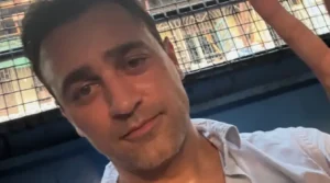 इमरान खान को भारत छोड़ने का नोटिस