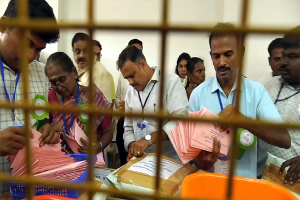 West Bengal Assembly By-Election: नंदीग्राम और रेजीनगर में भाजपा की बढ़त और मजबूत