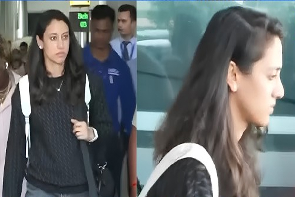India vs Zimbabwe Women’s T20 Series: रायपुर पहुंचीं स्मृति मंधाना, छत्तीसगढ़ में पहली बार खेले जाएंगे अंतरराष्ट्रीय महिला क्रिकेट मुकाबले…