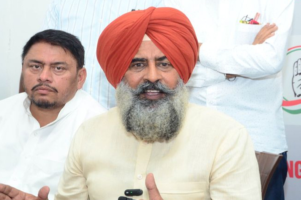 मैं ‘टीम प्लेयर’ हूं, ‘फुल बैक’ की भूमिका निभाऊंगा: परगट सिंह