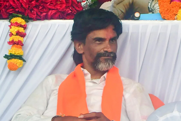 500 करोड़ वाले ऑडियो क्लिप पर सियासी घमासान, जरांगे बोले- सच दबाने में जुटीं हैं भाजपा और शिवसेना
