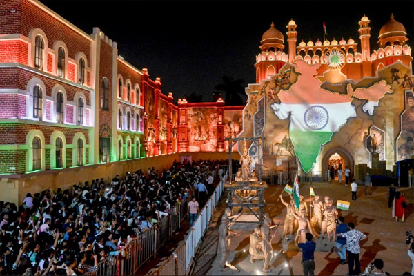 राम मंदिर से लेकर ‘वंदे मातरम्’ तक; दुर्गा पूजा में दिखी राष्ट्रीय धरोहर, राष्ट्रवाद की झलक