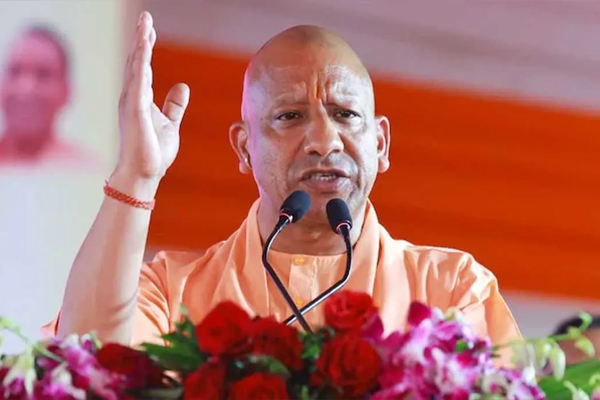 मुख्यमंत्री योगी ने साधा निशाना, कहा- सपा के शासनकाल में छात्रवृत्ति में होती थी सेंधमारी