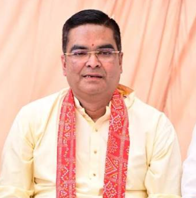 विधायक रिकेश सेन अतिक्रमण हटाने पर भड़के, मामला सीएम हाउस तक पहुंचा, दोषी अधिकारियों पर कार्यवाही की मांग